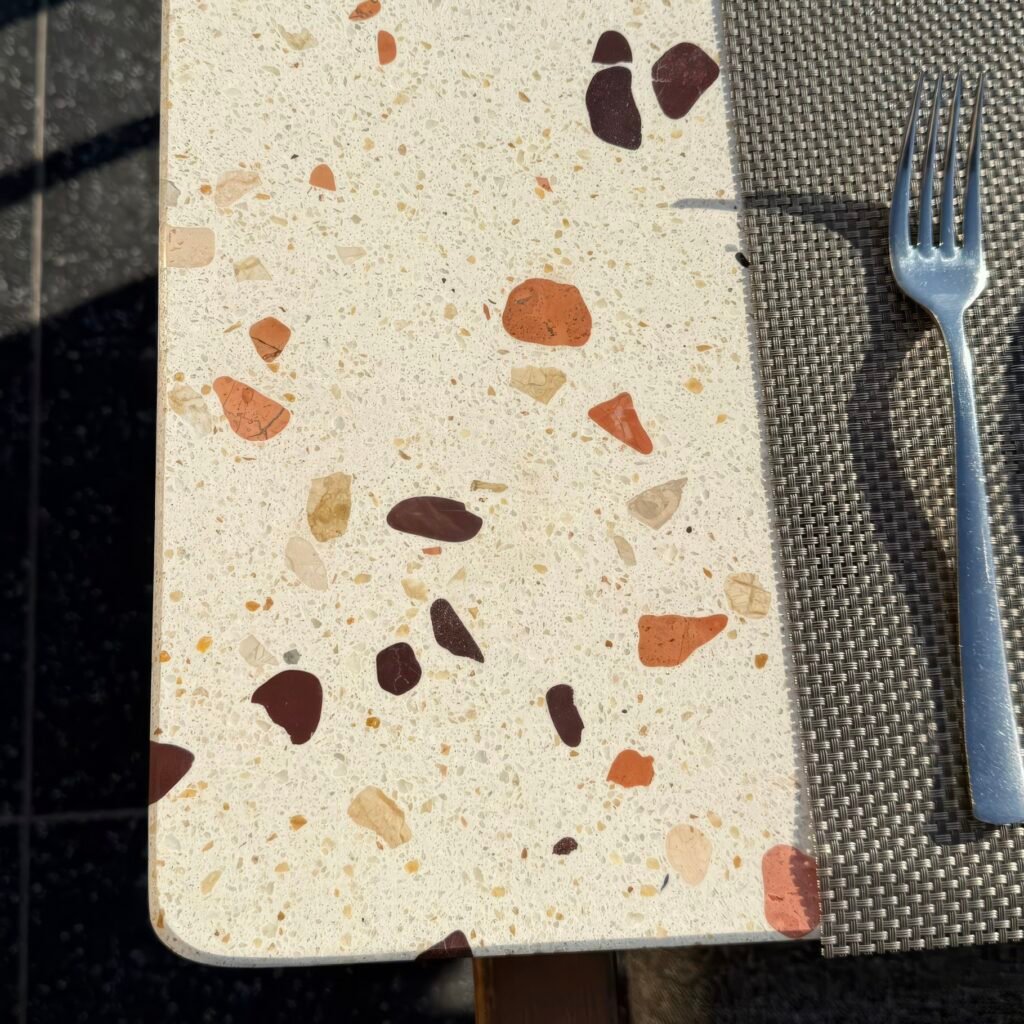 Bellisimo terrazzo masa tablası