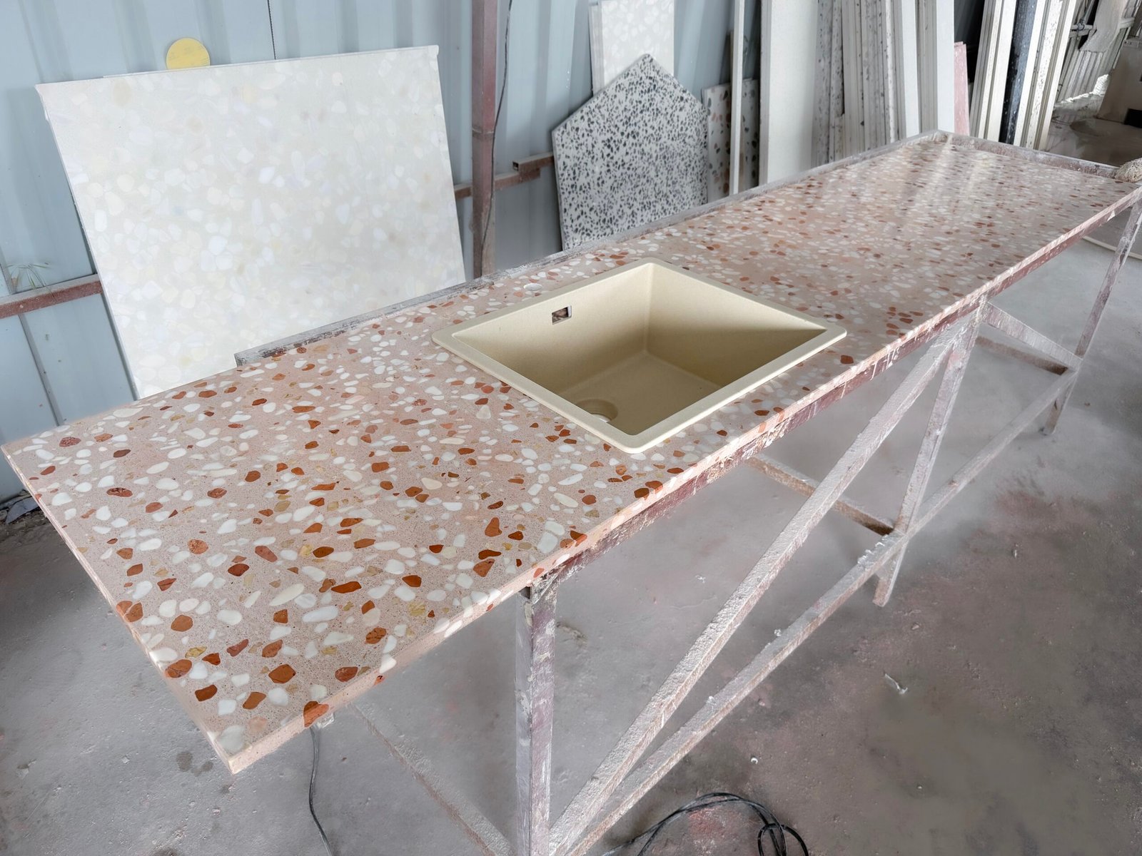 Terrazzo tezgâh uygulaması